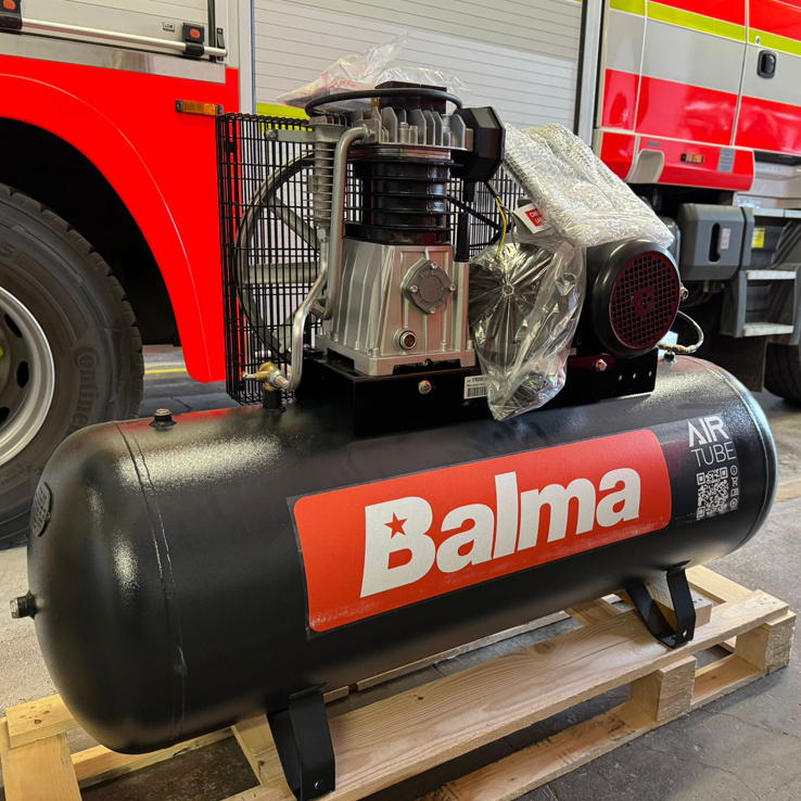 Pístový kompresor Balma 4/200